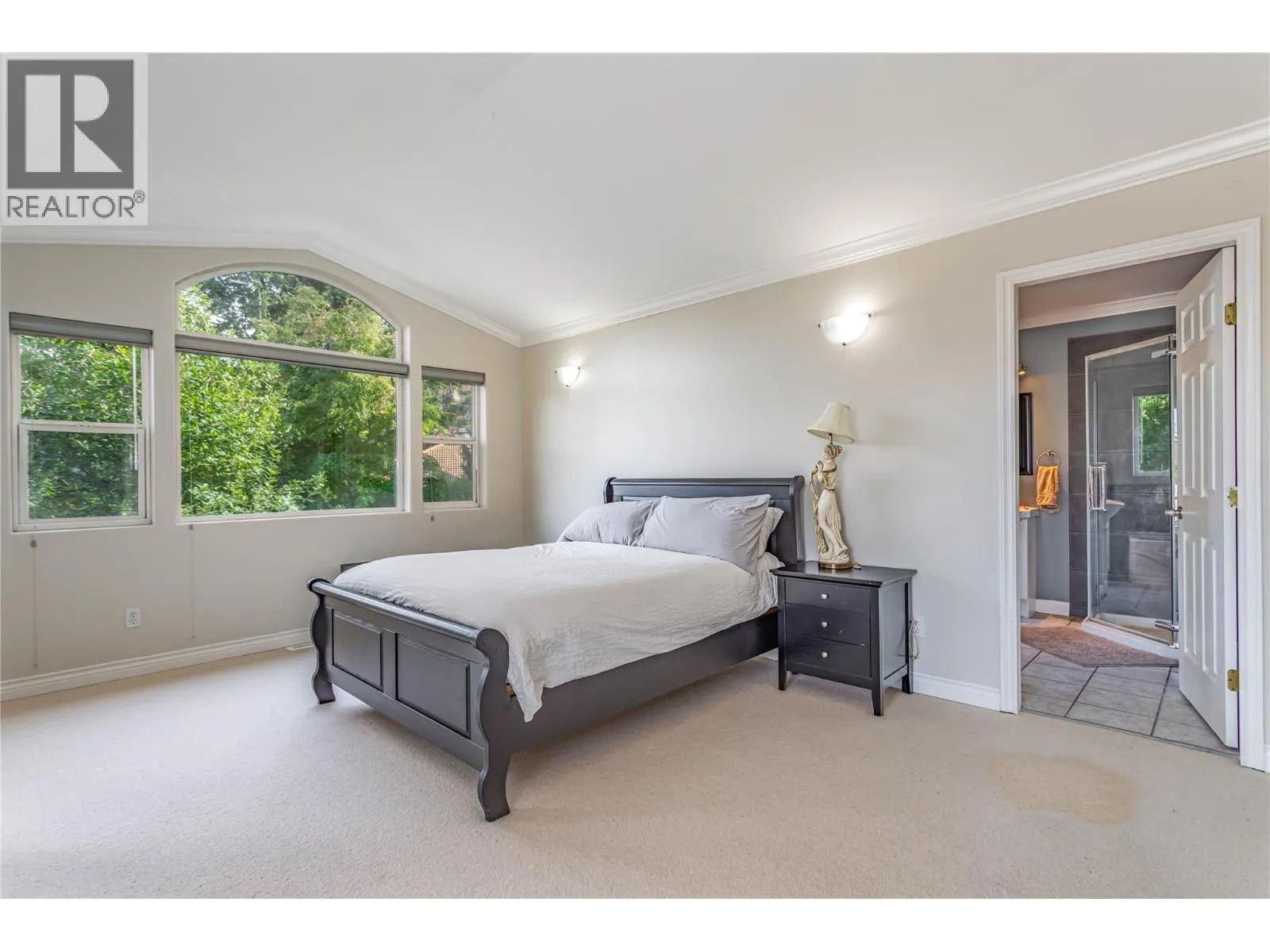 311 Woodpark Crescent