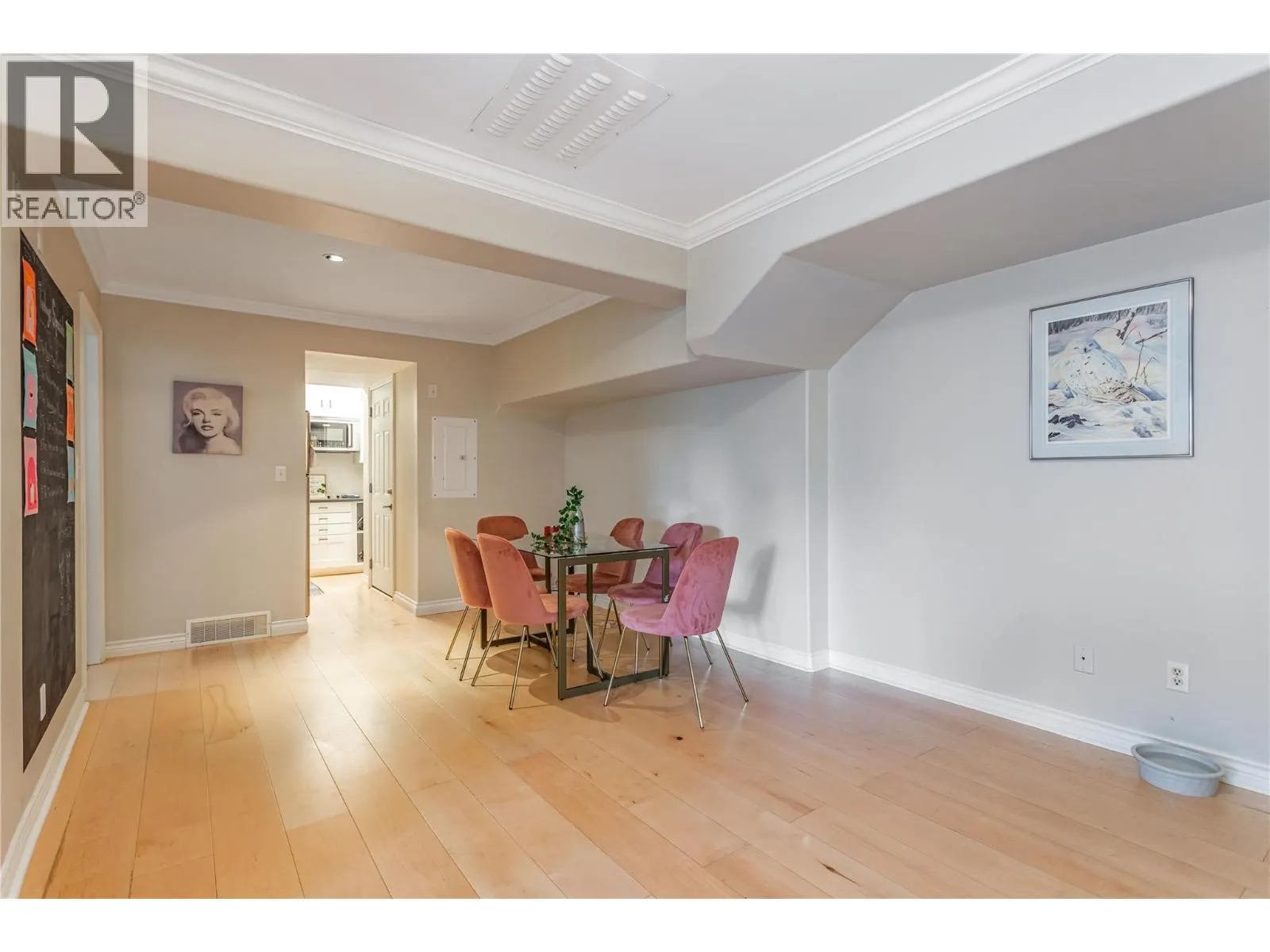 311 Woodpark Crescent