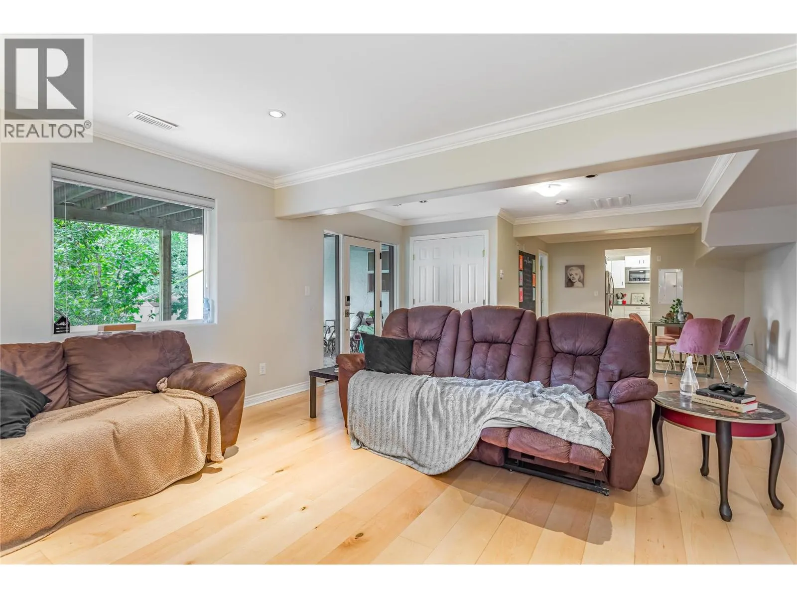 311 Woodpark Crescent