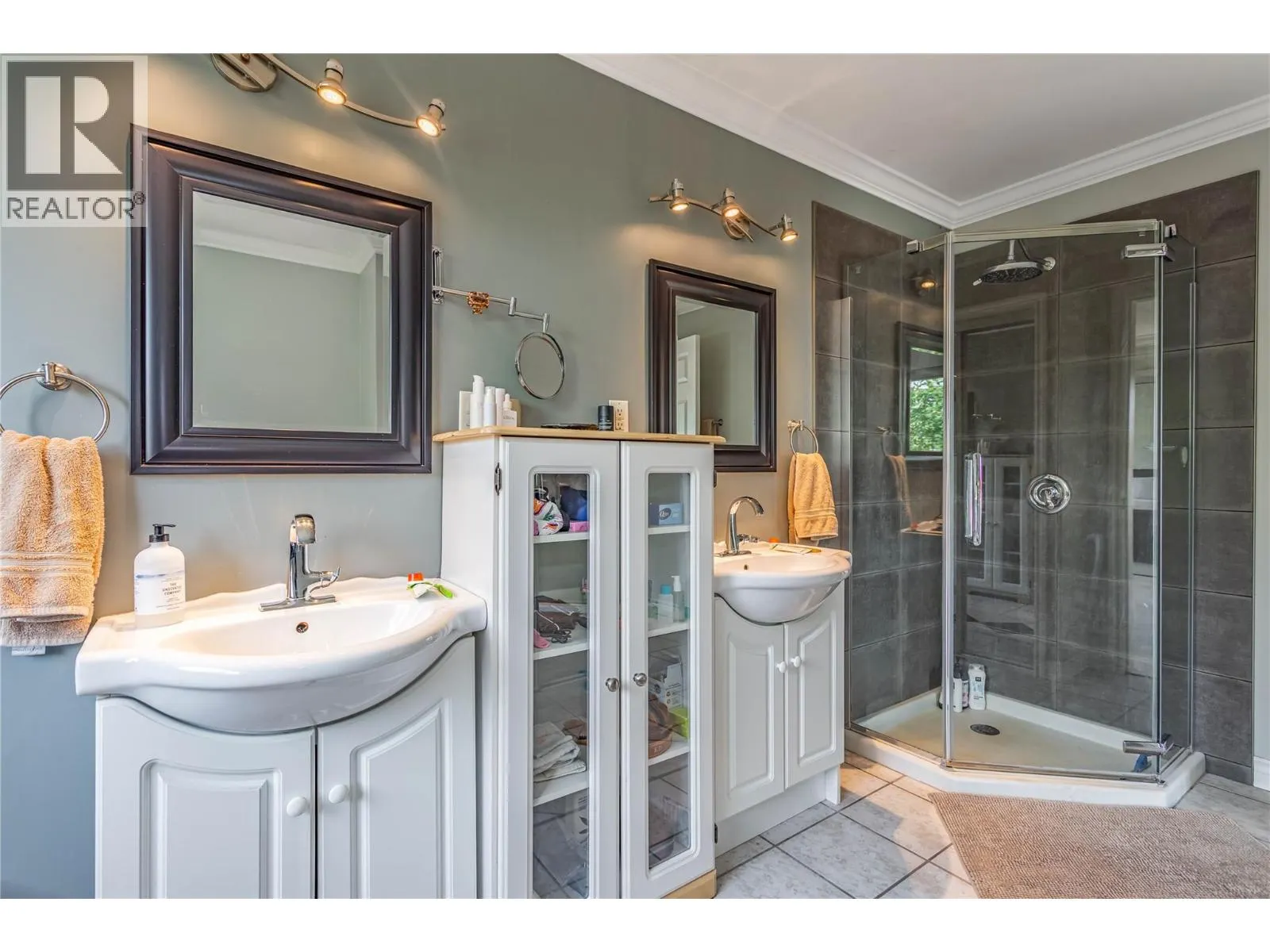 311 Woodpark Crescent