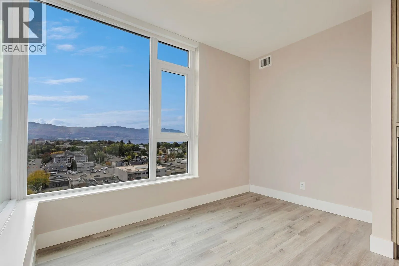 1588 Ellis Street Unit# 1106