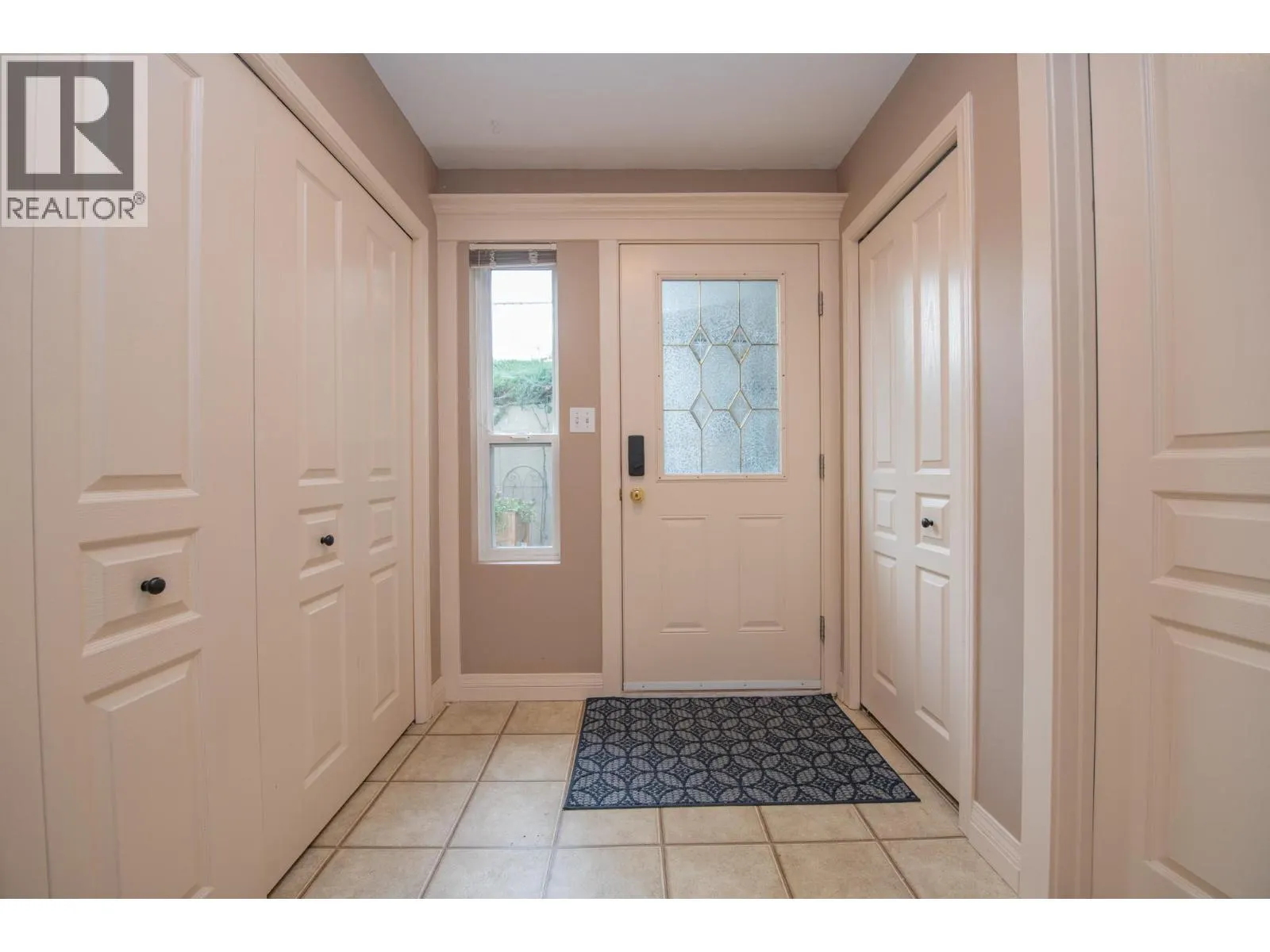 110 Kalamalka Lake Road Unit# 107