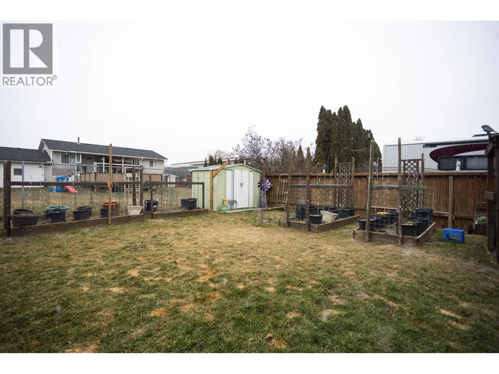 255 Holbrook Road W