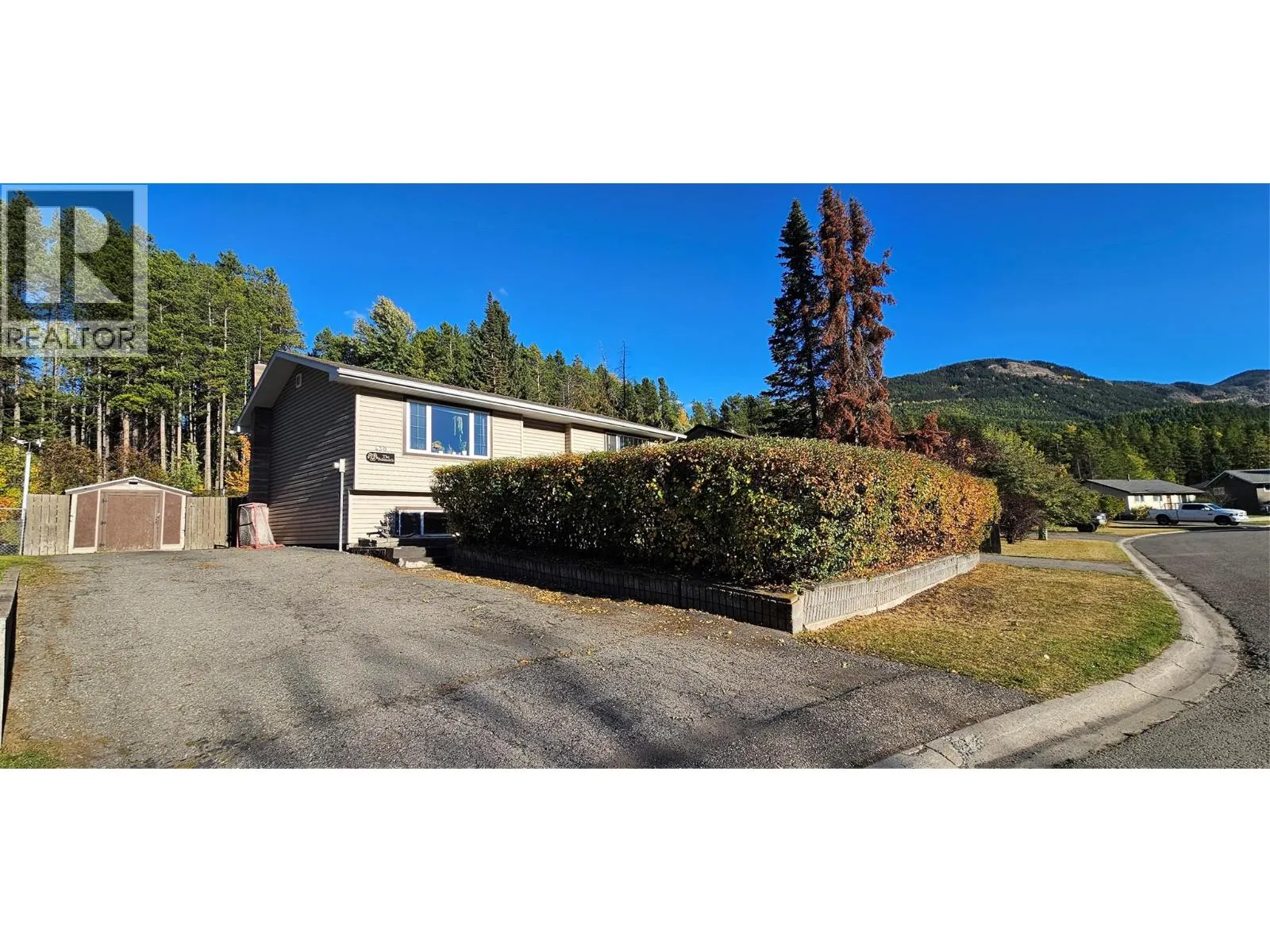 430 White Birch Crescent
