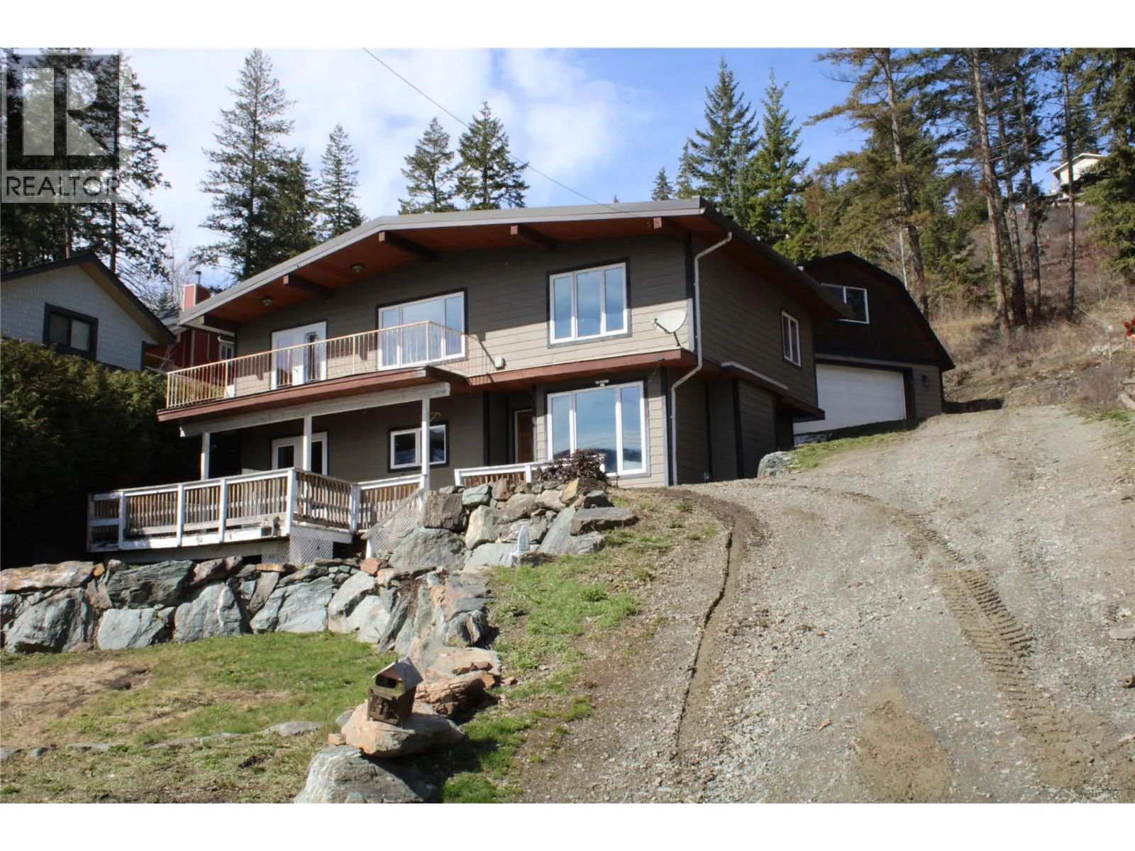 3003 Squilax-Anglemont Road