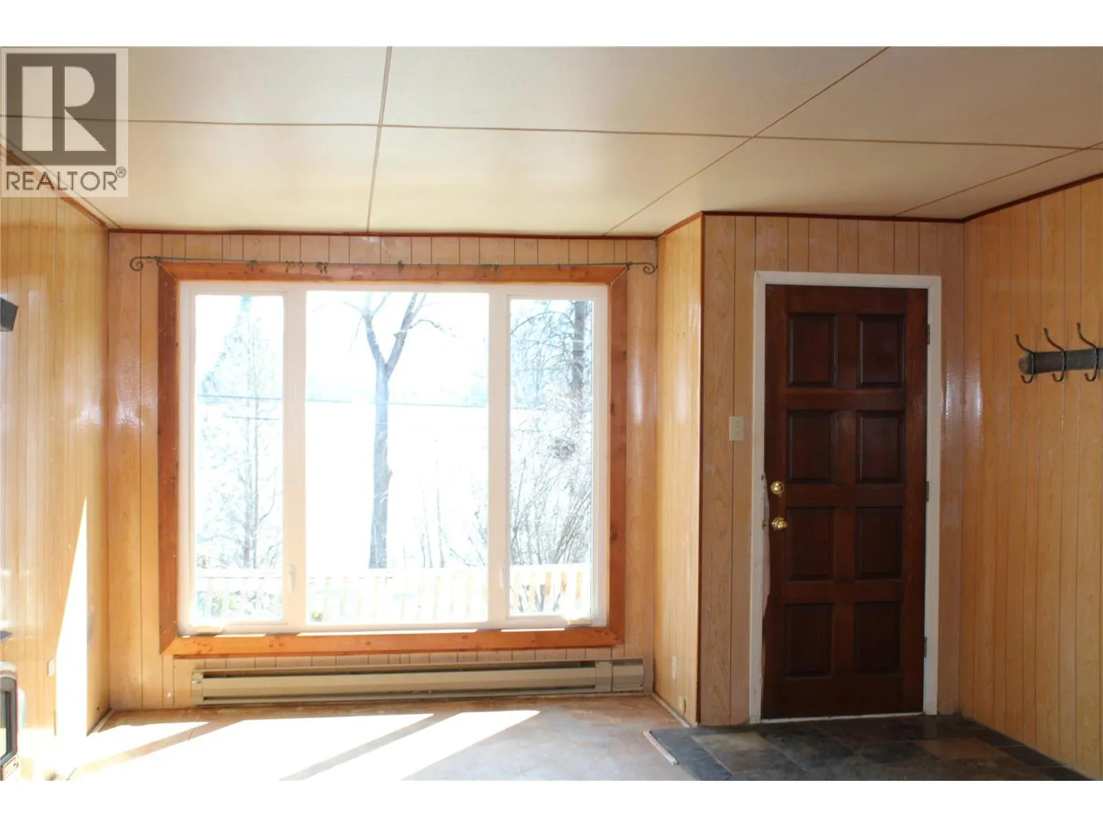 3003 Squilax-Anglemont Road