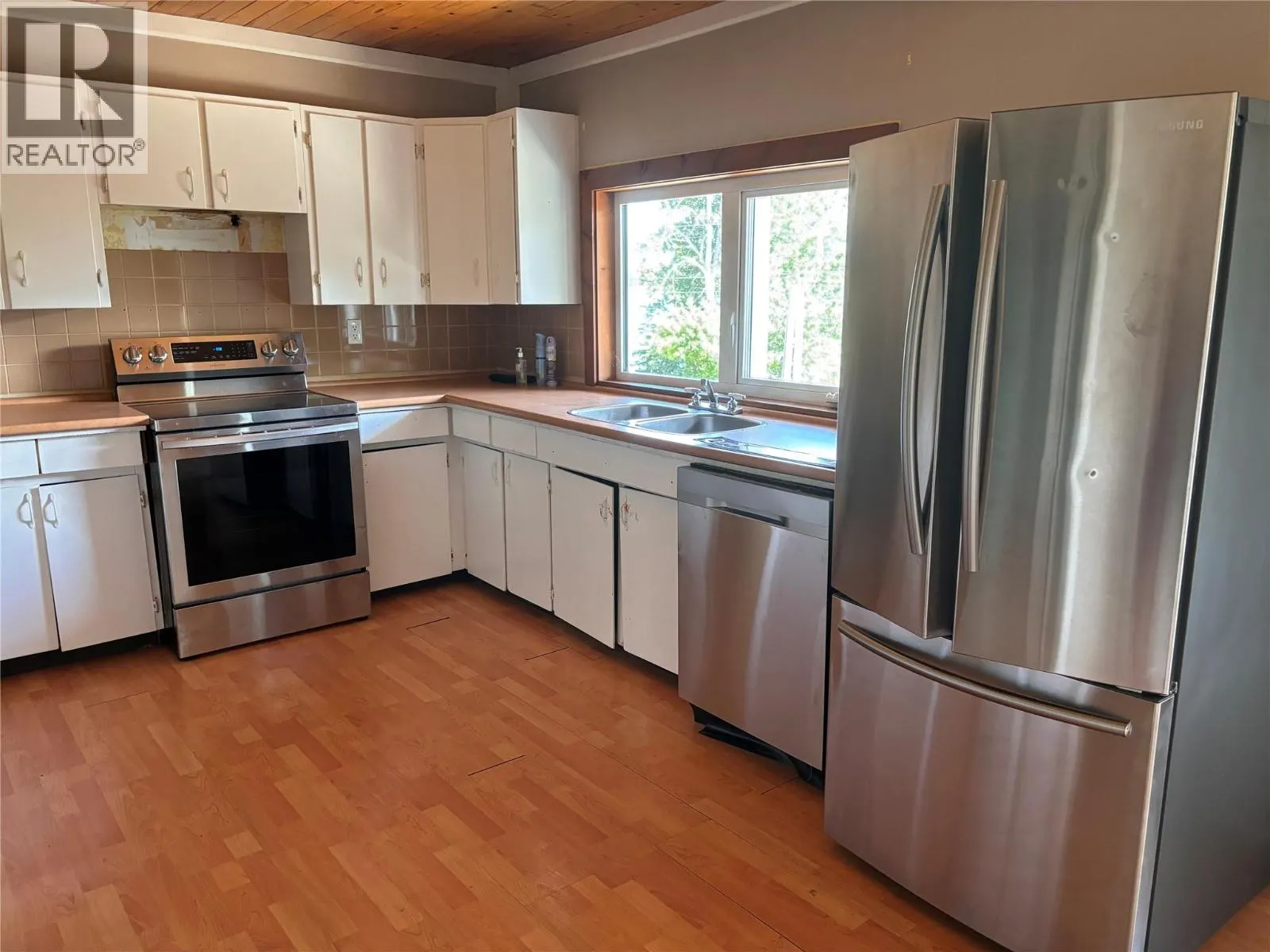 3003 Squilax-Anglemont Road