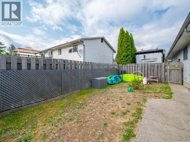4728 SPRUCE Crescent