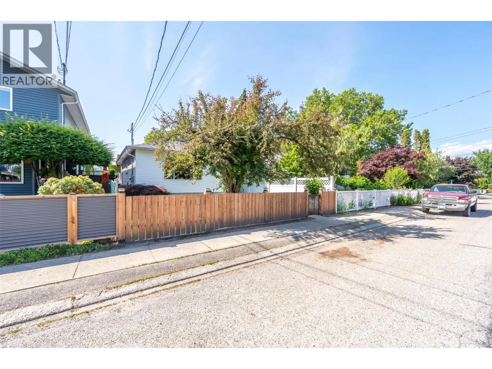 480 Orchard Avenue