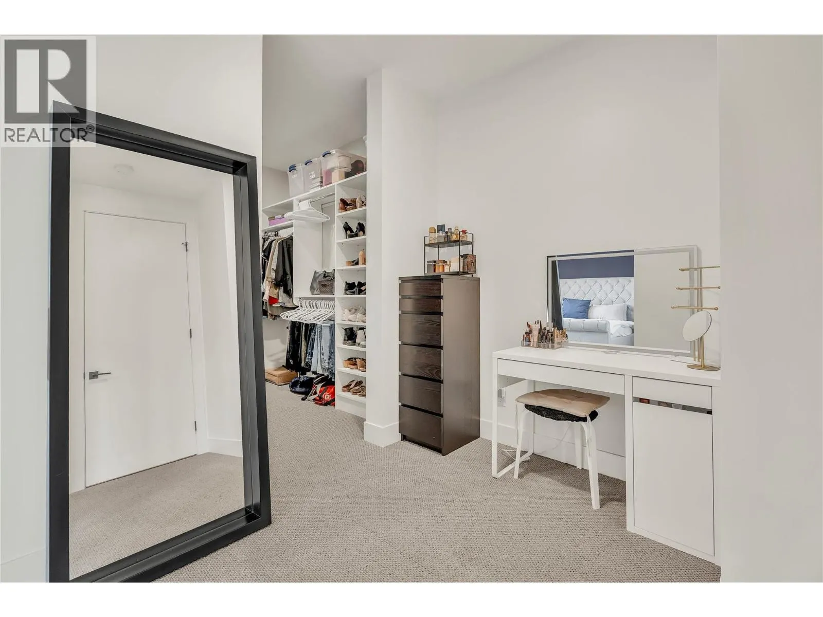 3313 Wilson Street Unit# 214