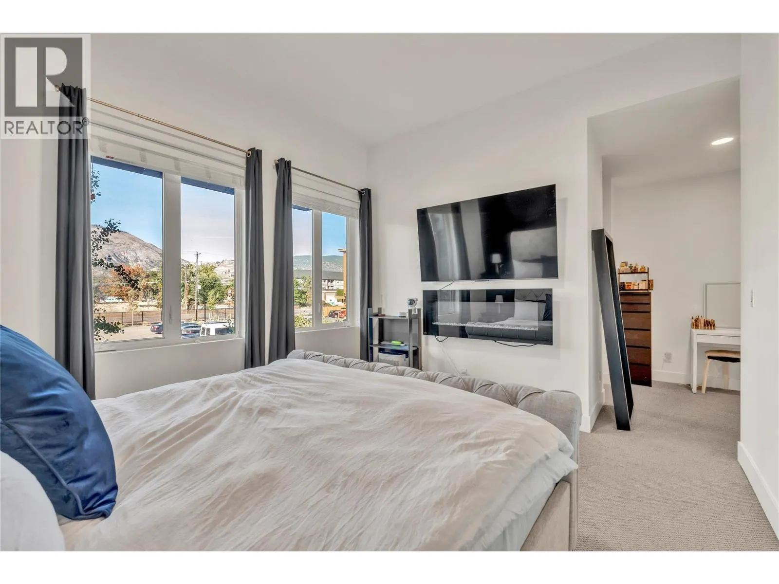 3313 Wilson Street Unit# 214