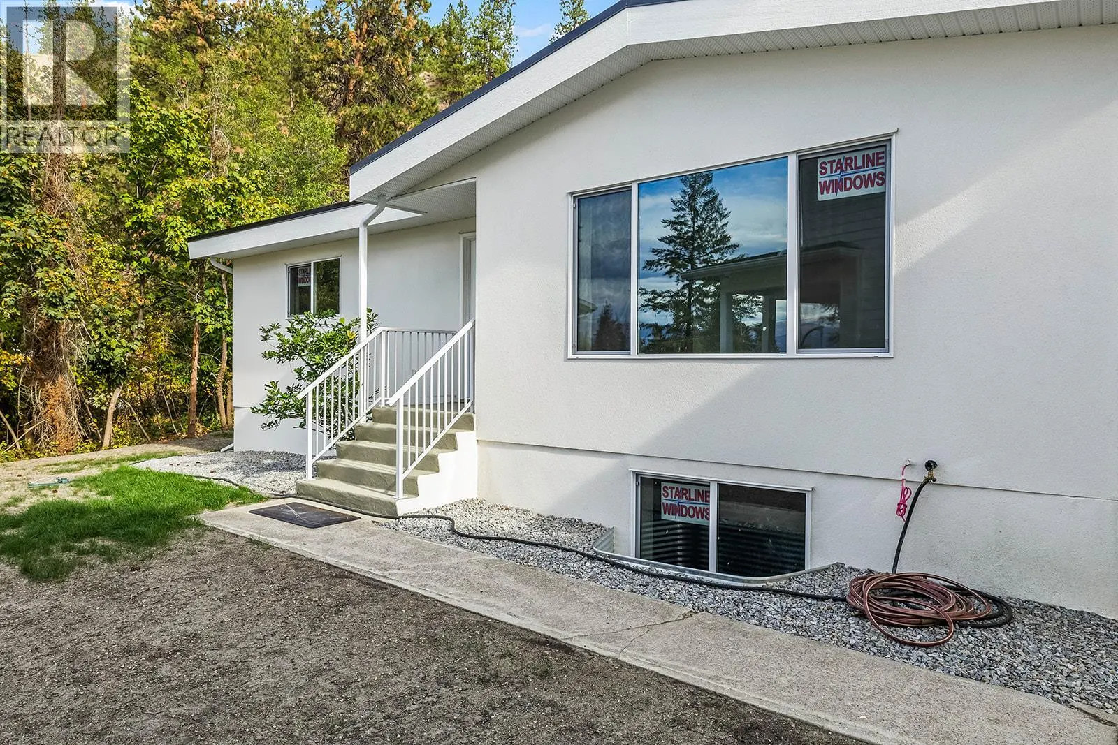 882 Hubbard Road