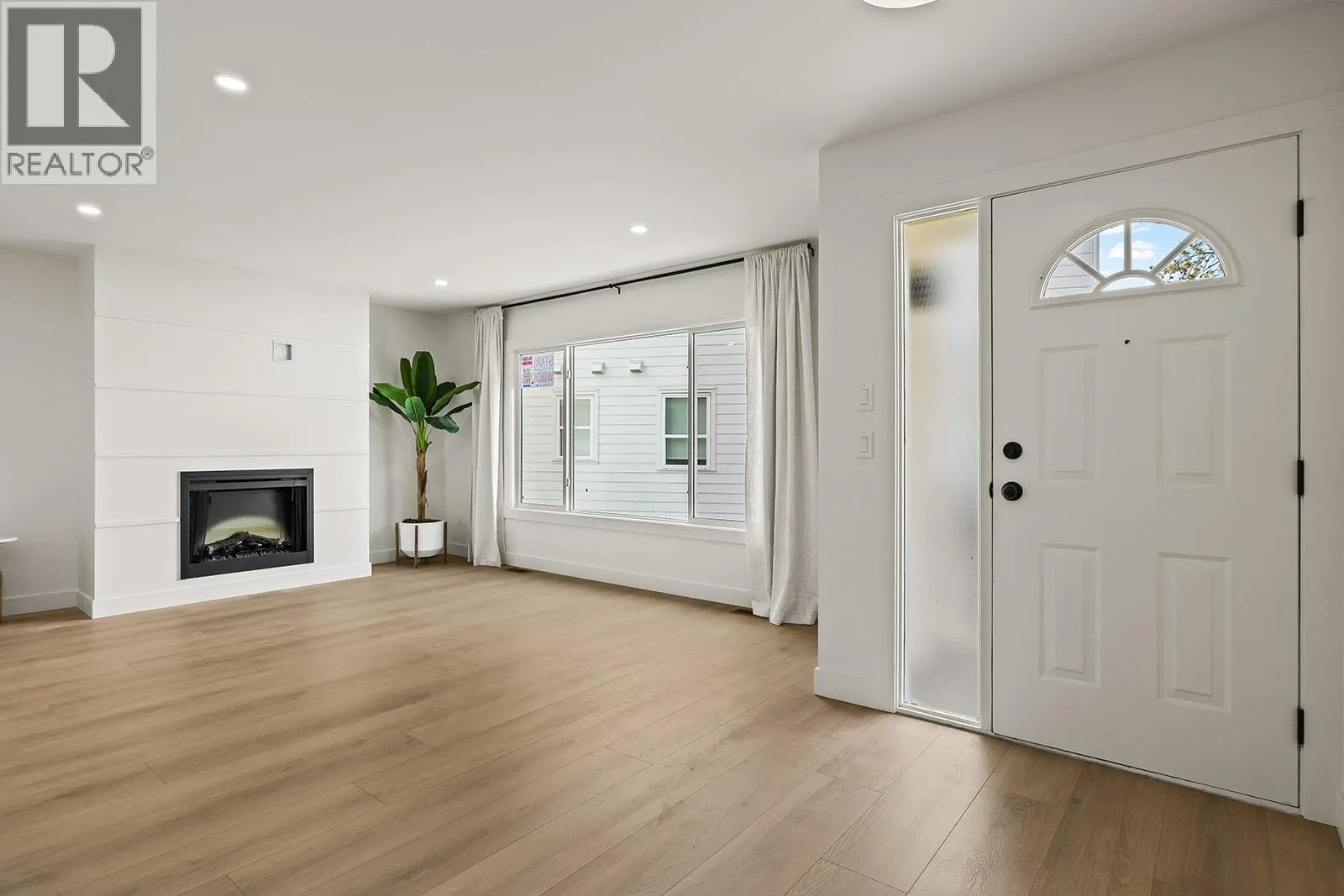 882 Hubbard Road