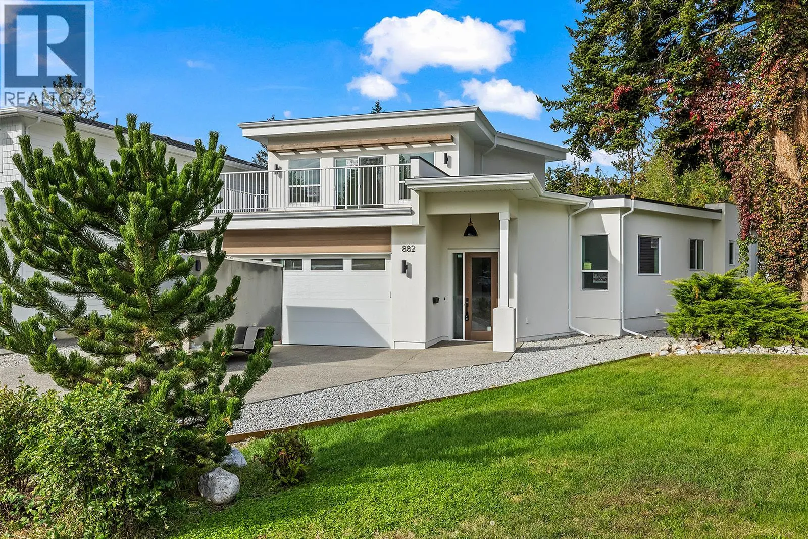 882 Hubbard Road