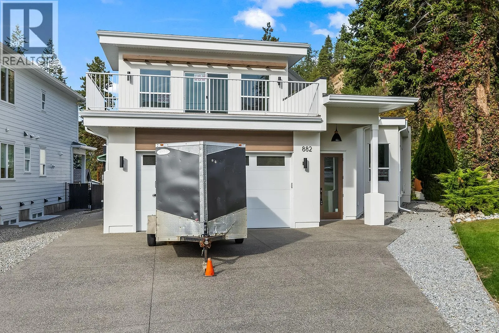 882 Hubbard Road