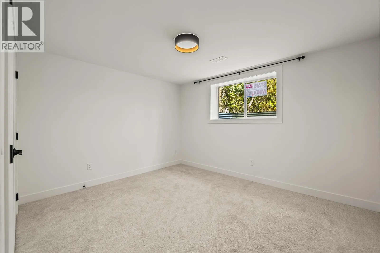 882 Hubbard Road
