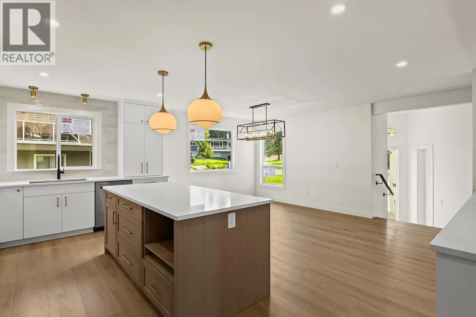 882 Hubbard Road