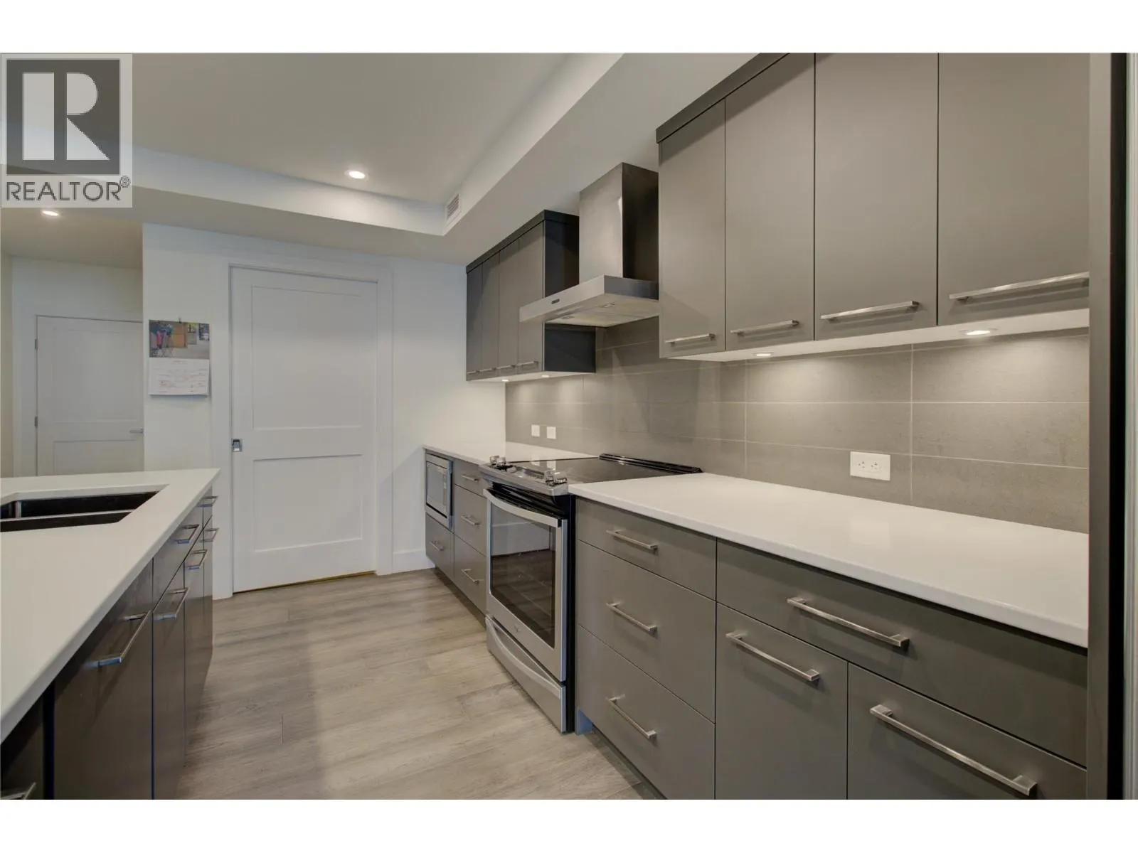131 Harbourfront Drive NE Unit# 202