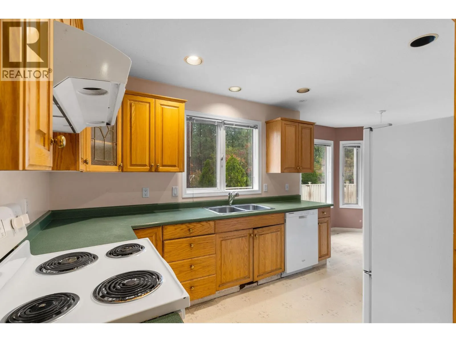 3024 Quail Crescent