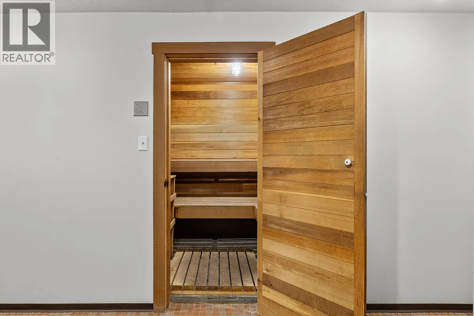 7470 Porcupine Road Unit# 804