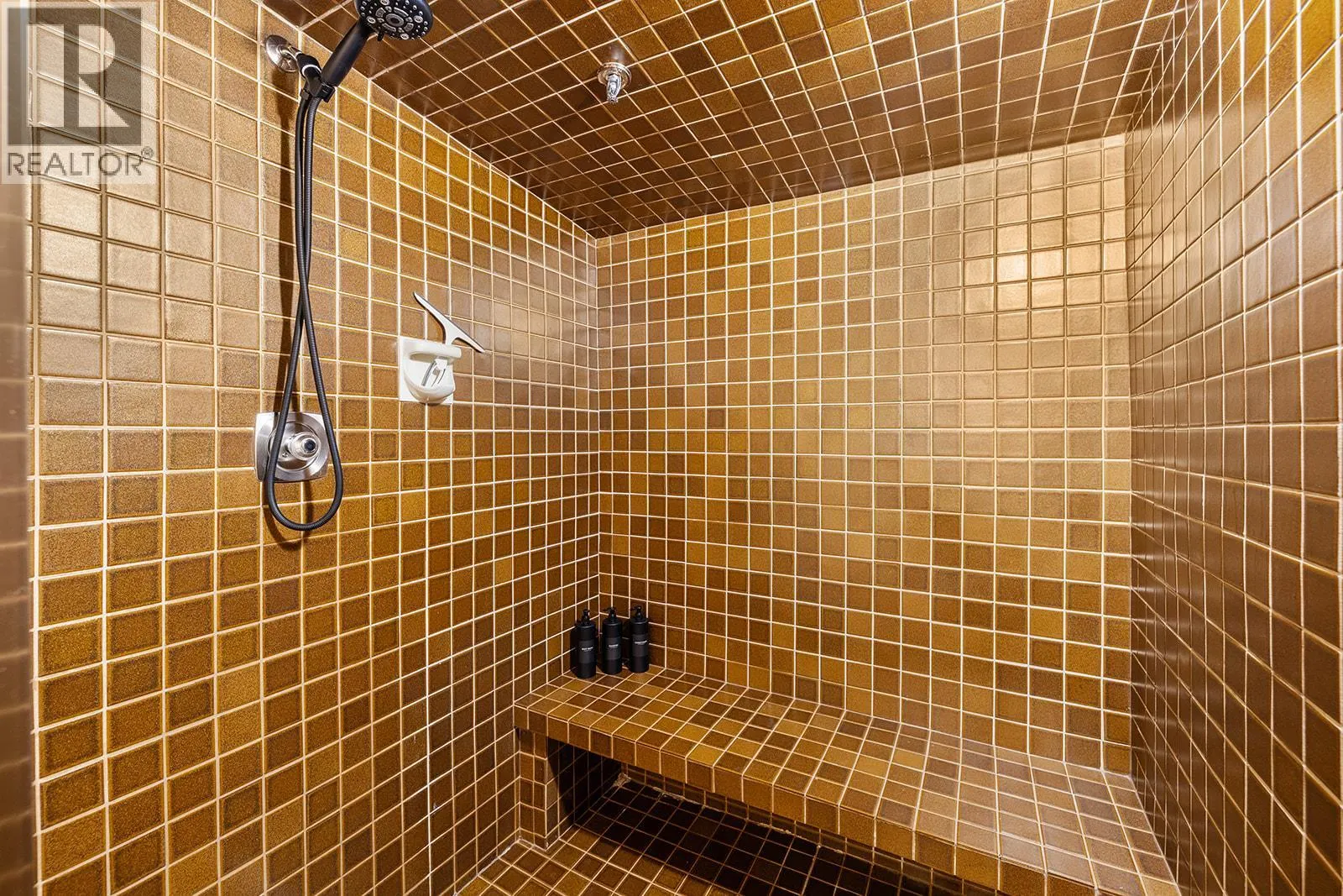 7470 Porcupine Road Unit# 804