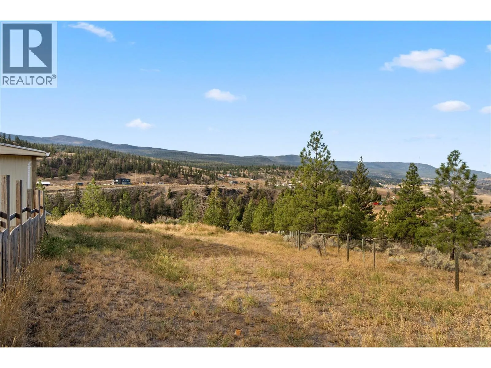 5165 TRANS CANADA Highway W