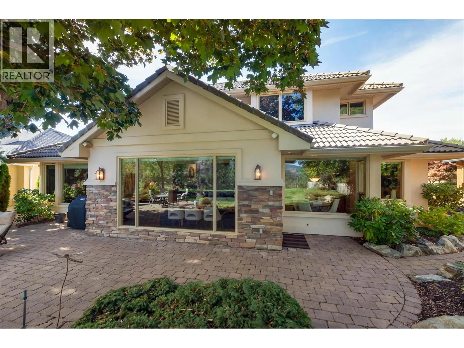 3875 Gallaghers Parkway
