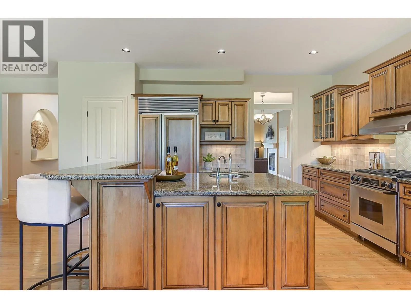 3875 Gallaghers Parkway