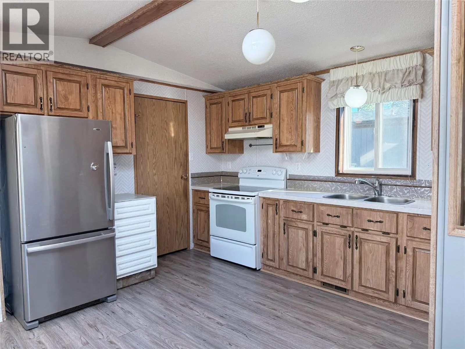 724 Innes Avenue Unit# 39