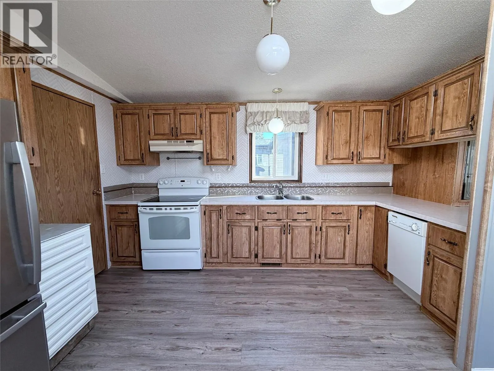 724 Innes Avenue Unit# 39
