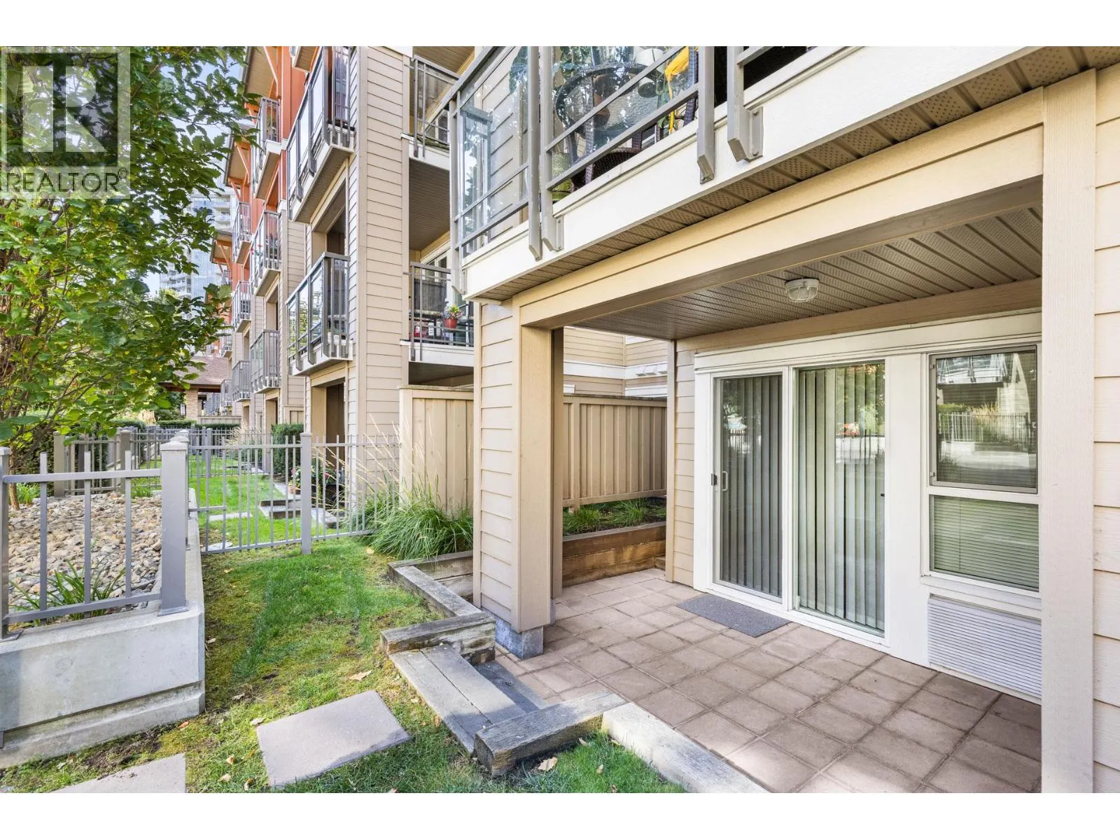 1083 Sunset Drive Unit# 120