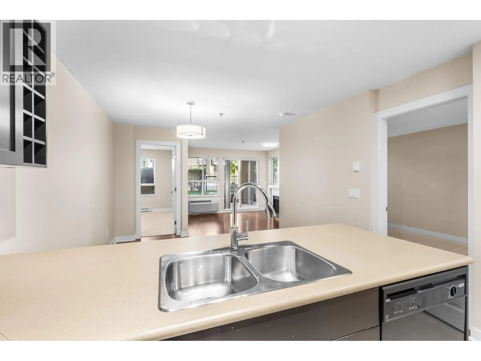 1083 Sunset Drive Unit# 120