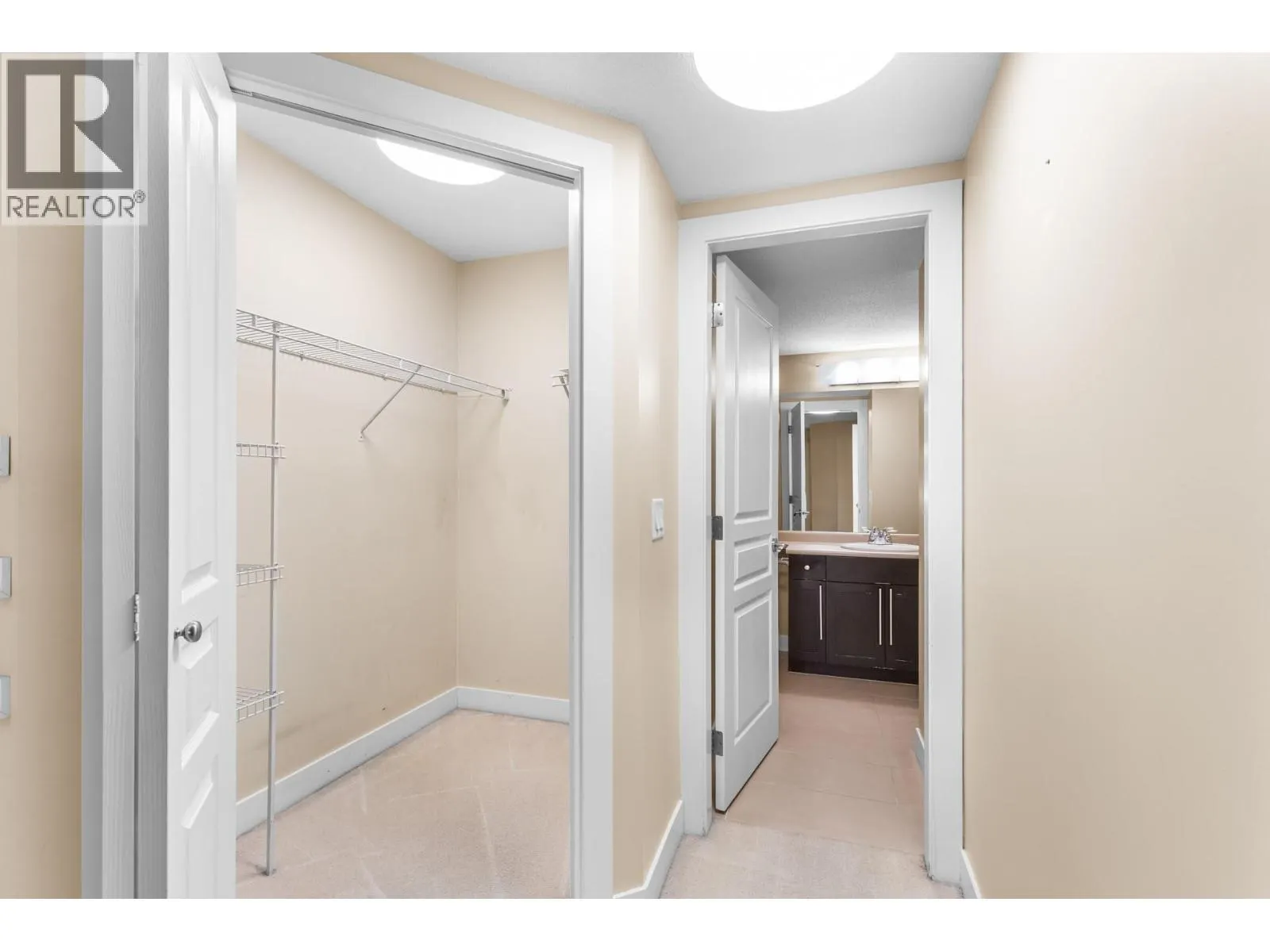 1083 Sunset Drive Unit# 120