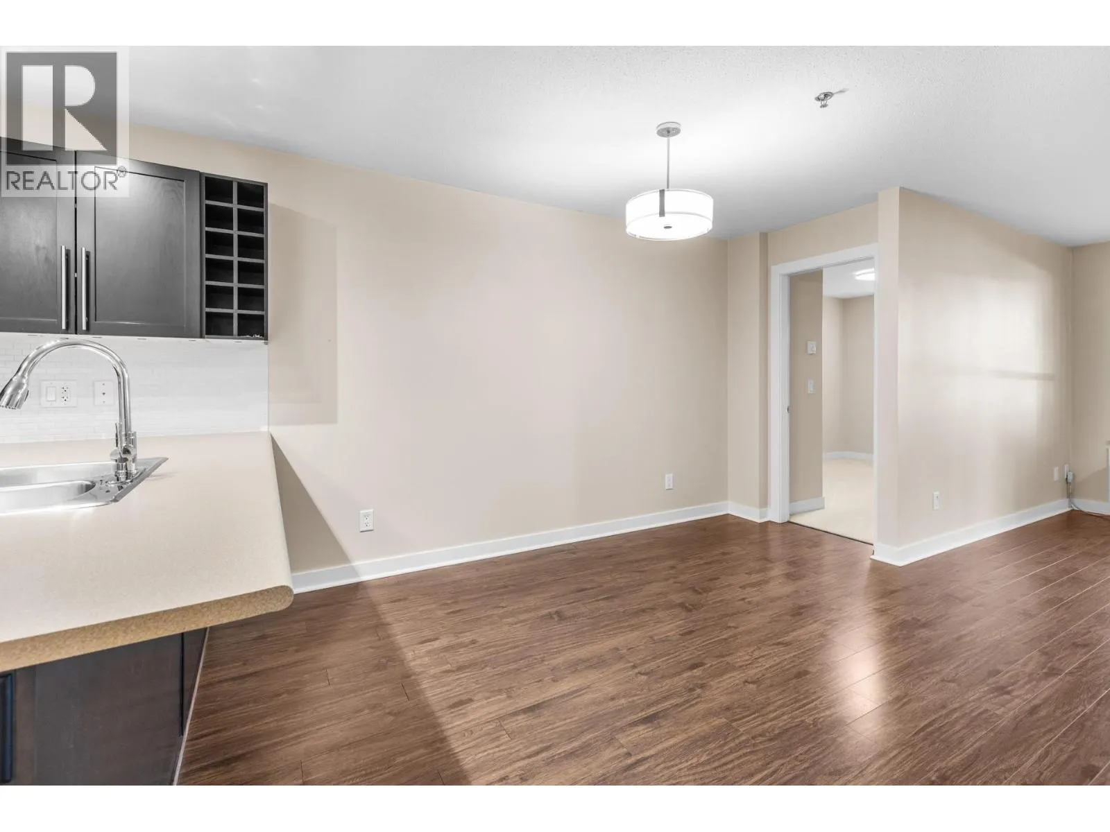1083 Sunset Drive Unit# 120