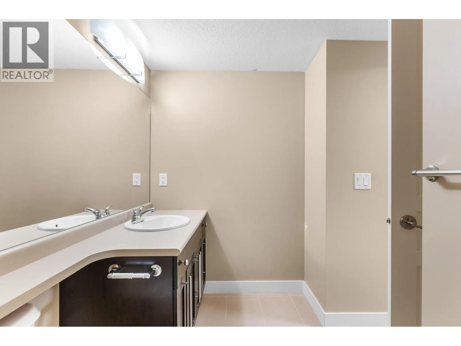 1083 Sunset Drive Unit# 120