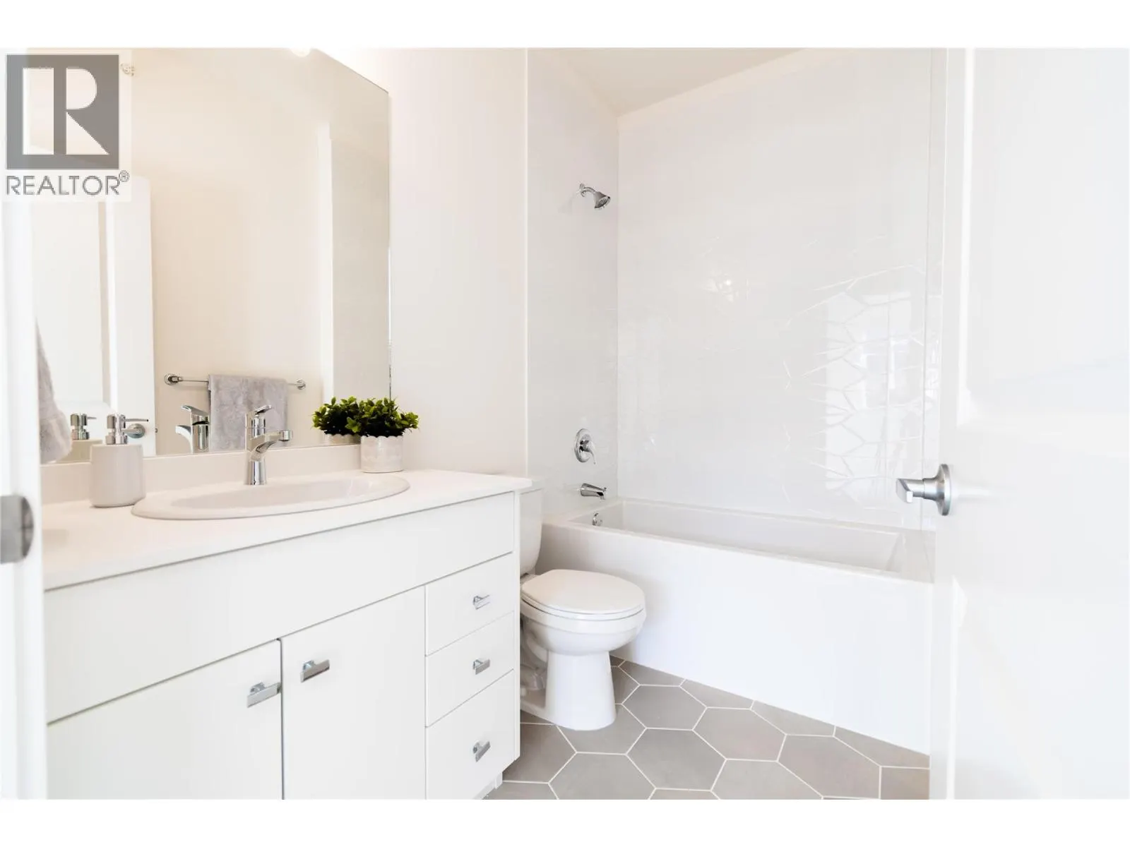 8960 Dallas Drive Unit# 116