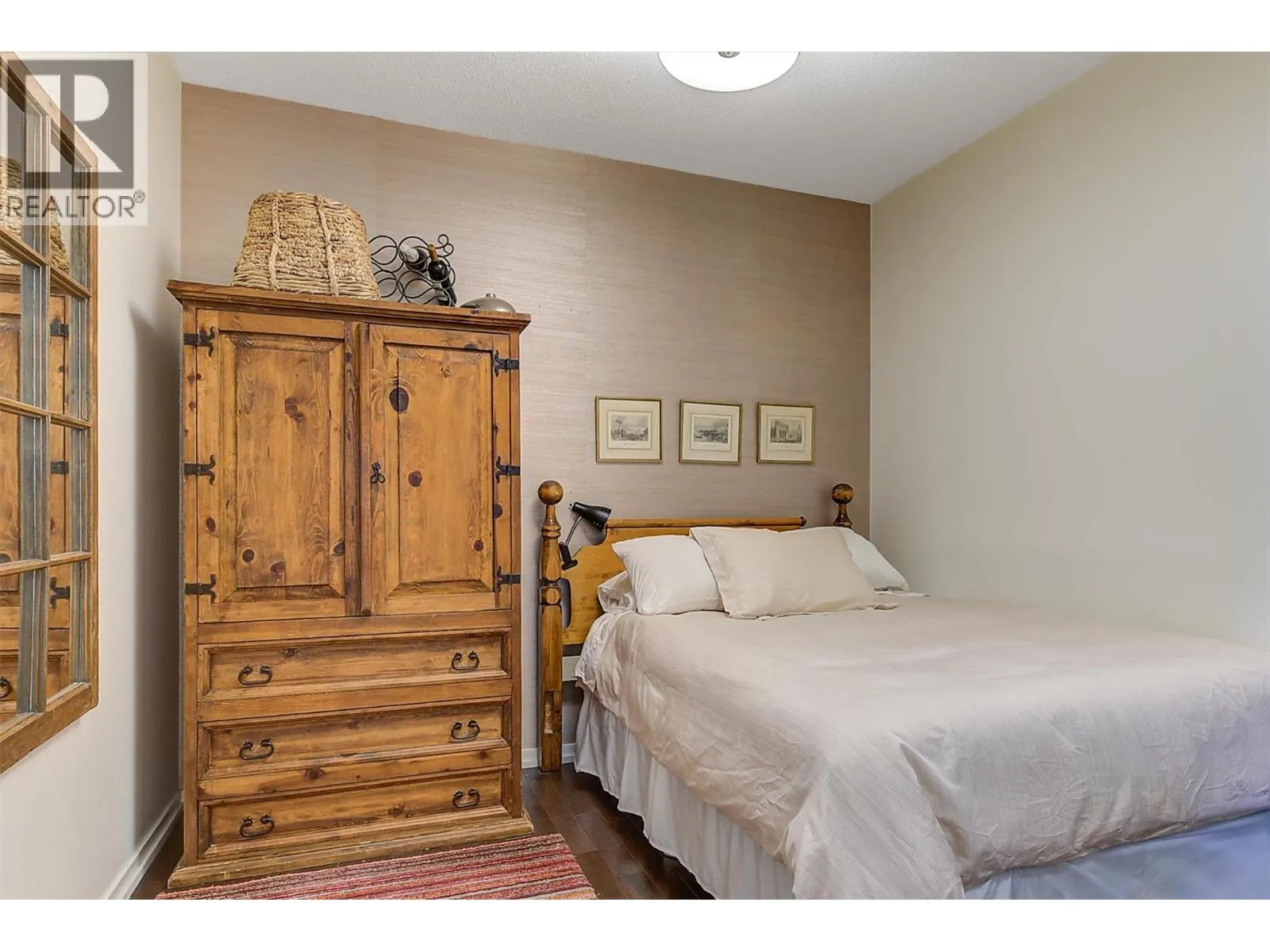 1075 Sunset Drive Unit# 2408