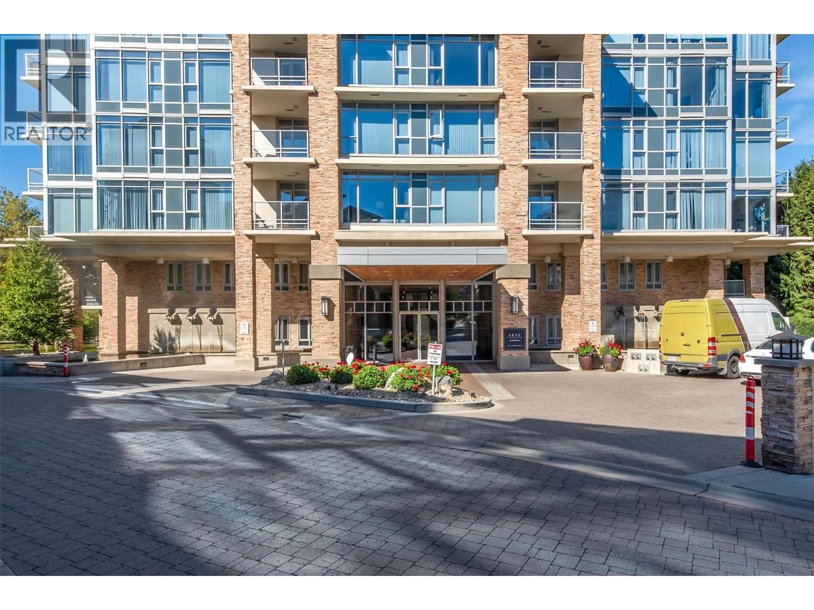 1075 Sunset Drive Unit# 2408