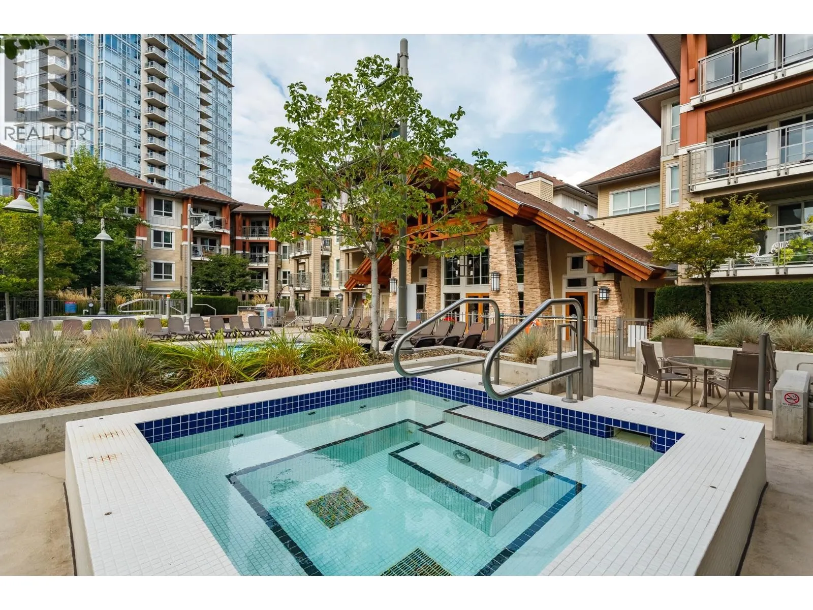 1099 Sunset Drive Unit# 432