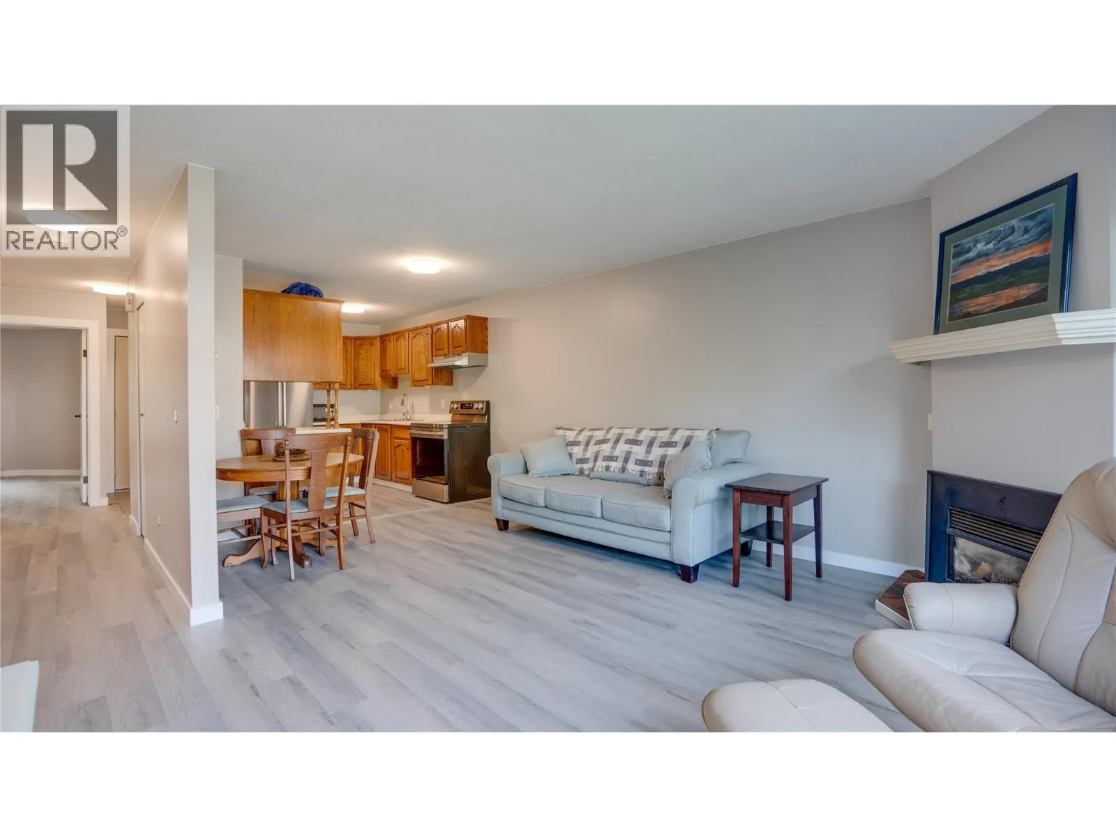 4004 24 Avenue Unit# 4 Lot# 4