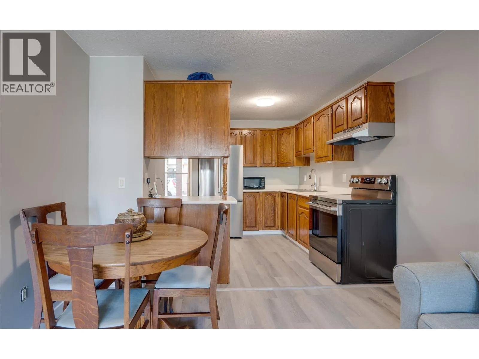 4004 24 Avenue Unit# 4 Lot# 4