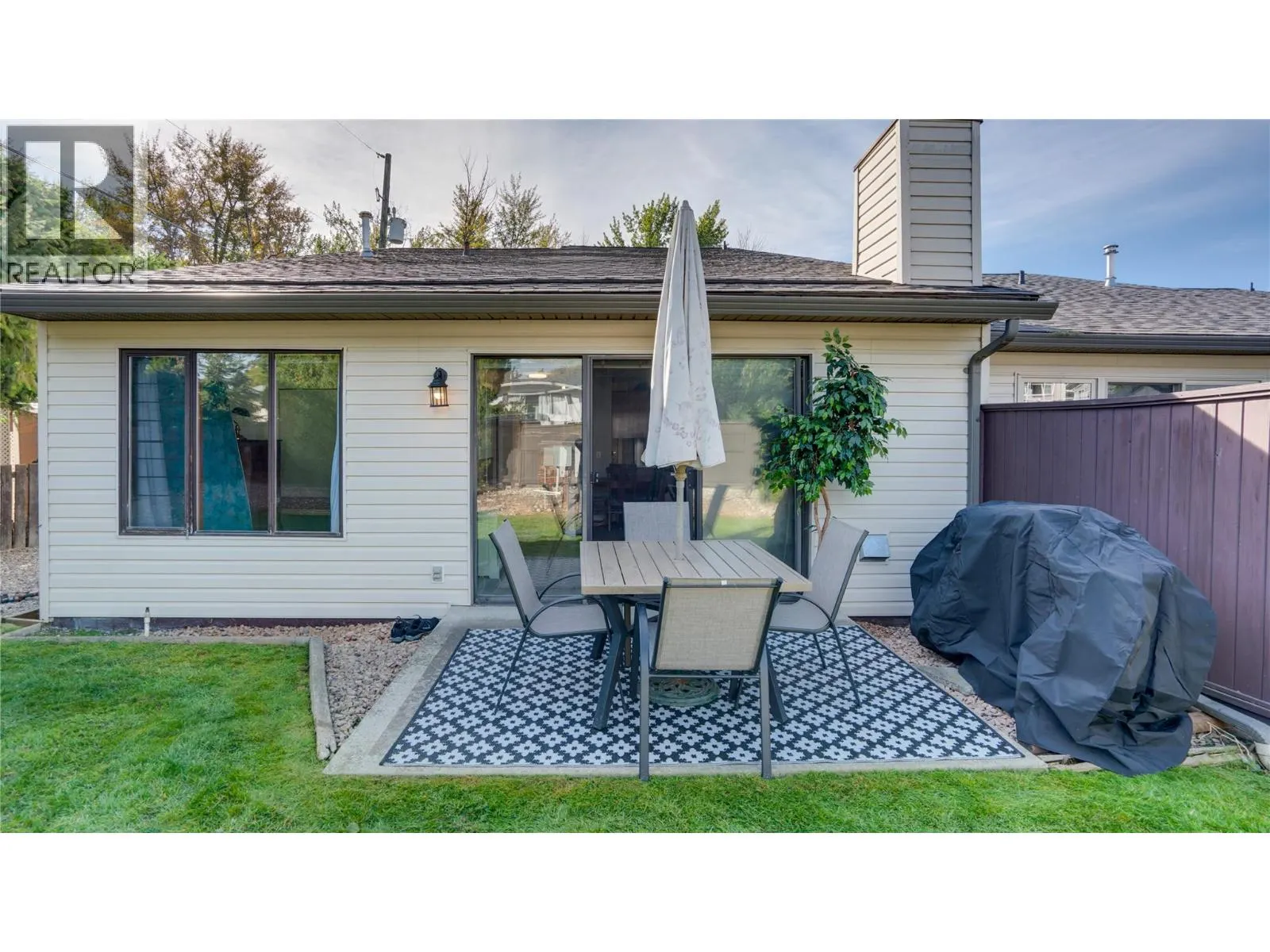 4004 24 Avenue Unit# 4 Lot# 4