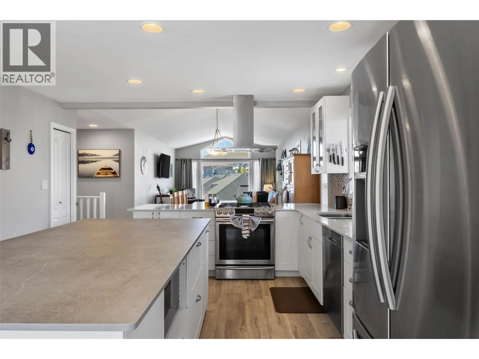 1098 QUAIL Drive