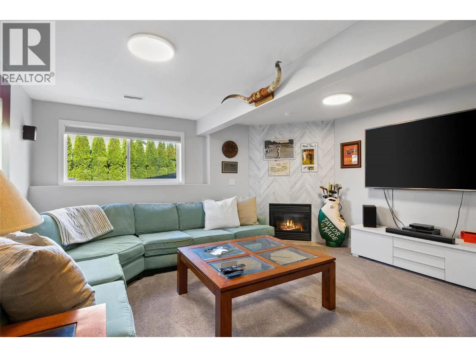 1098 QUAIL Drive