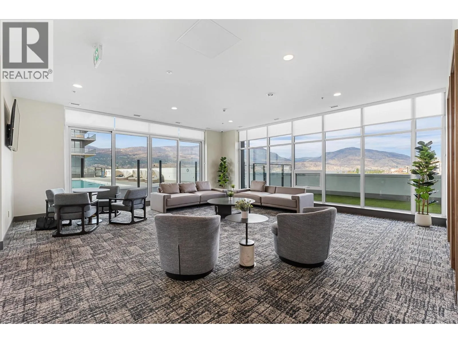 1626 Water Street Unit# 2205