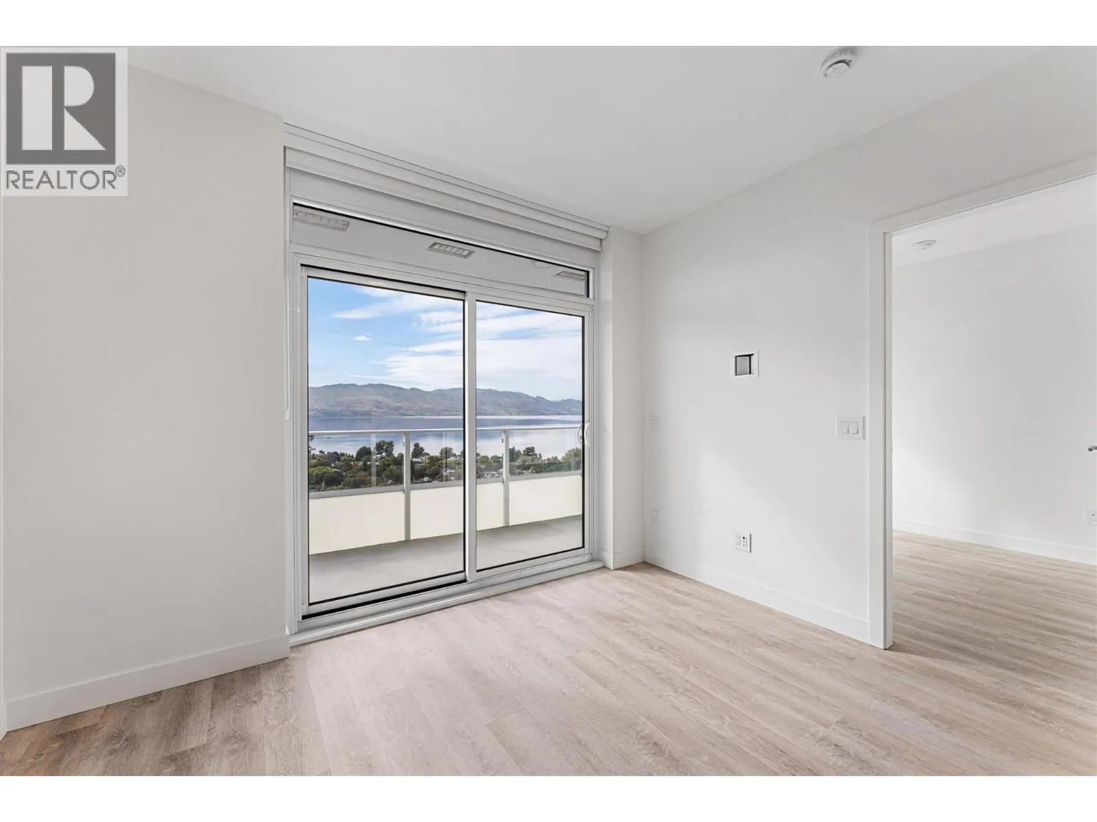 1626 Water Street Unit# 2205