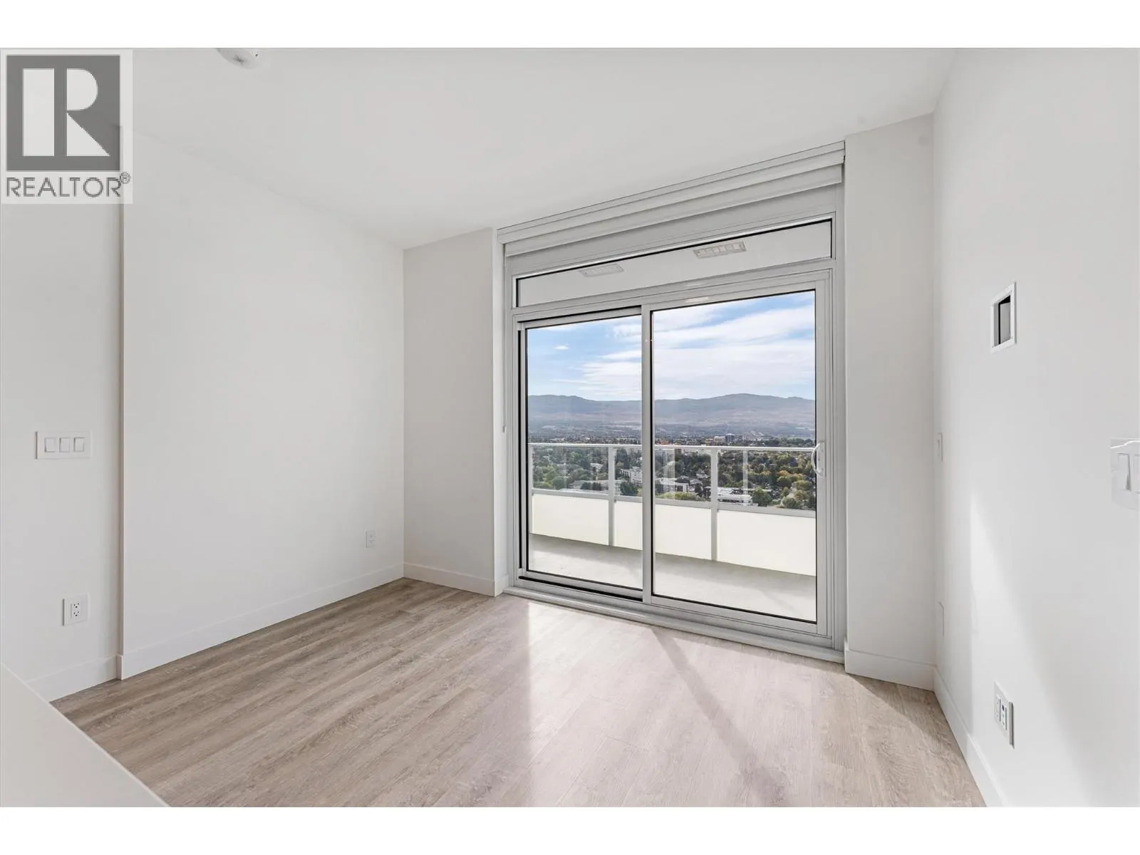 1626 Water Street Unit# 2205