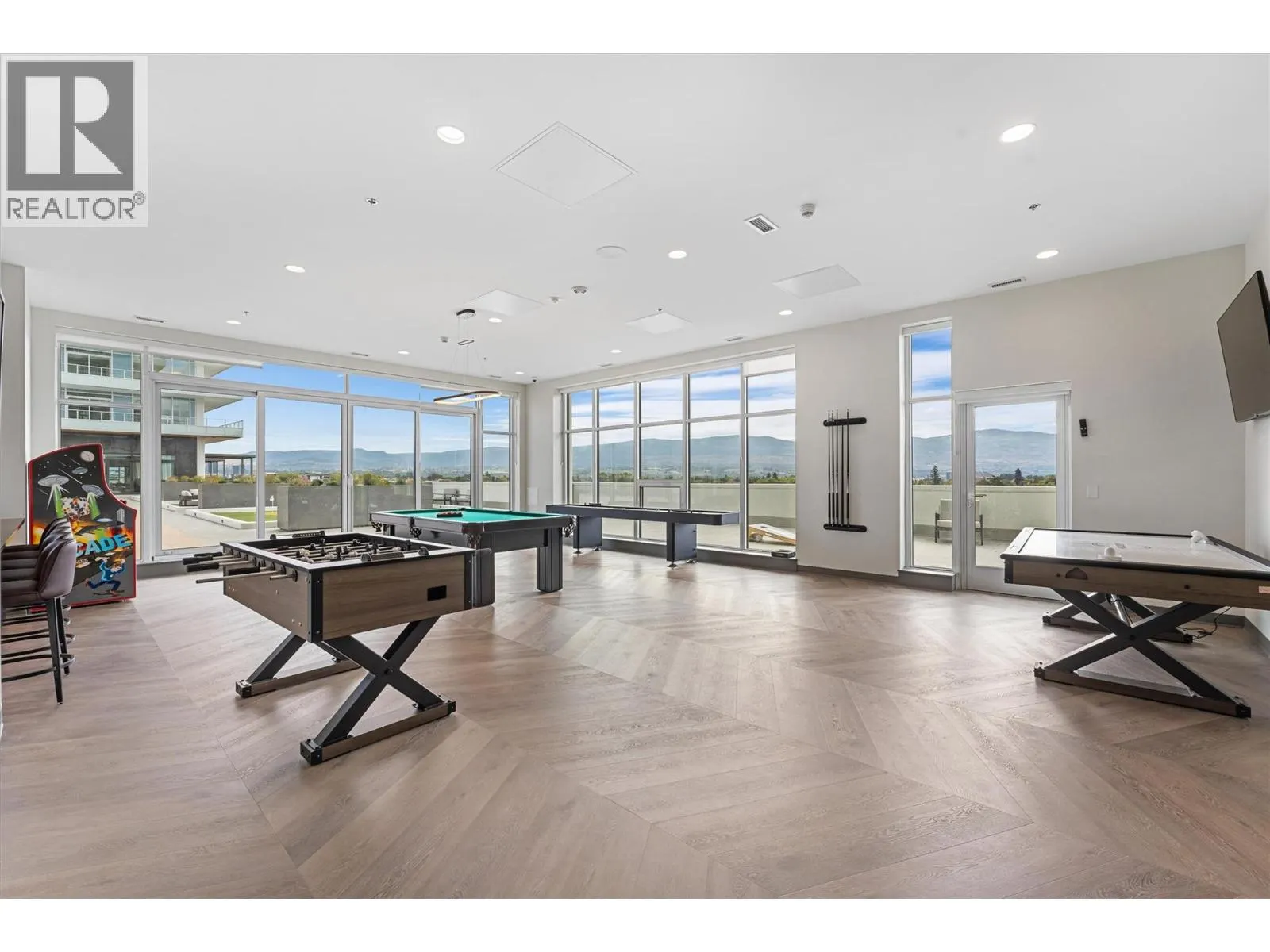 1626 Water Street Unit# 2205