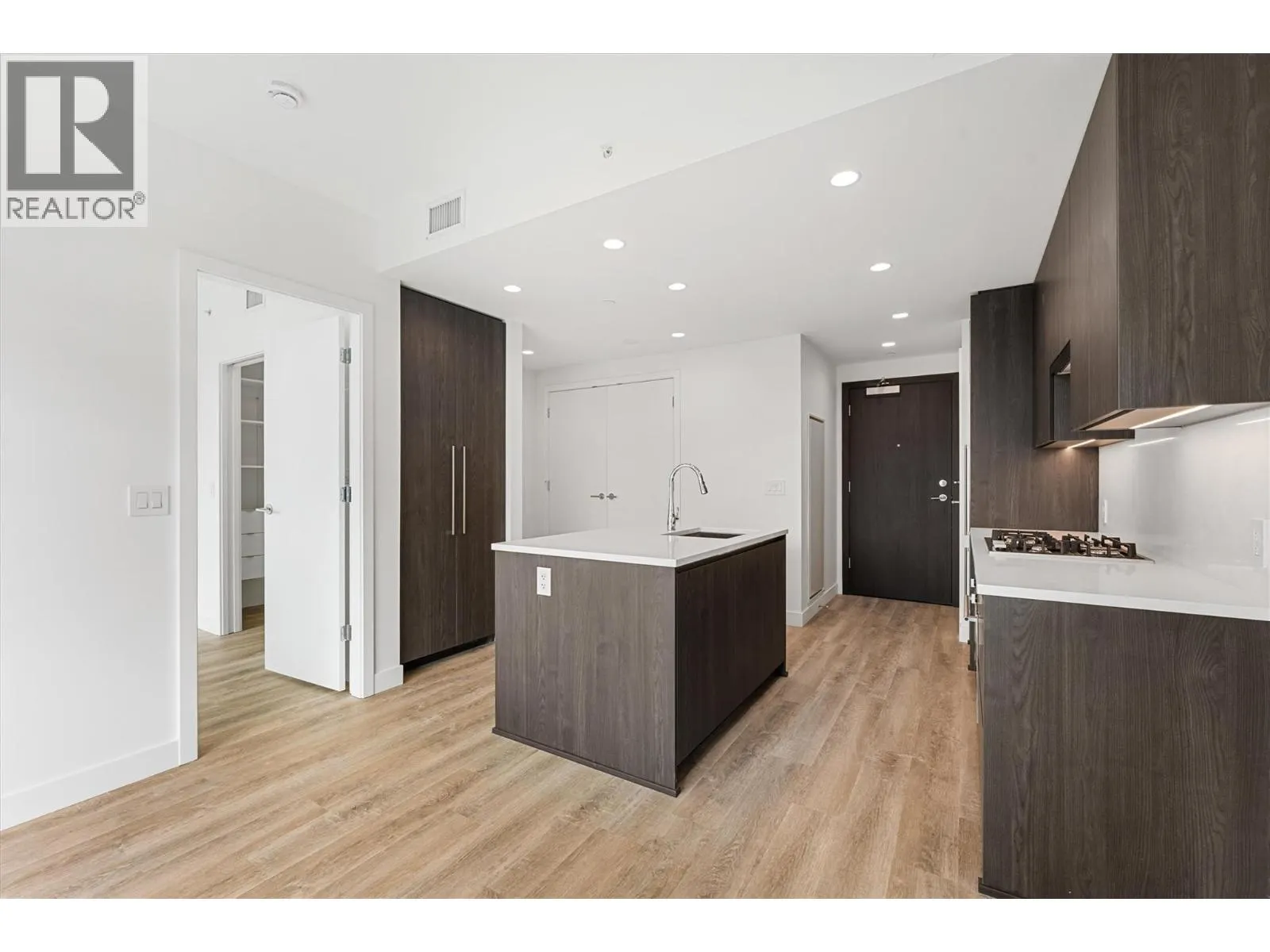 1626 Water Street Unit# 2205