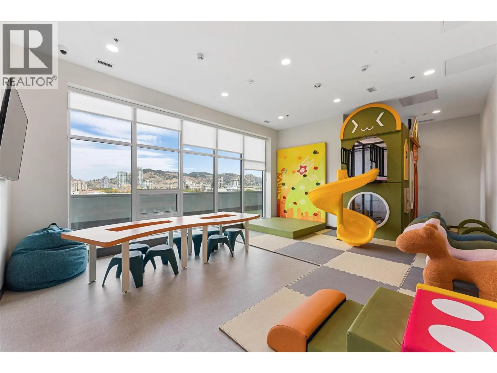 1626 Water Street Unit# 2205